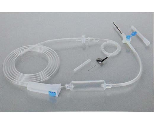 Disposable infusion set with needle (14)